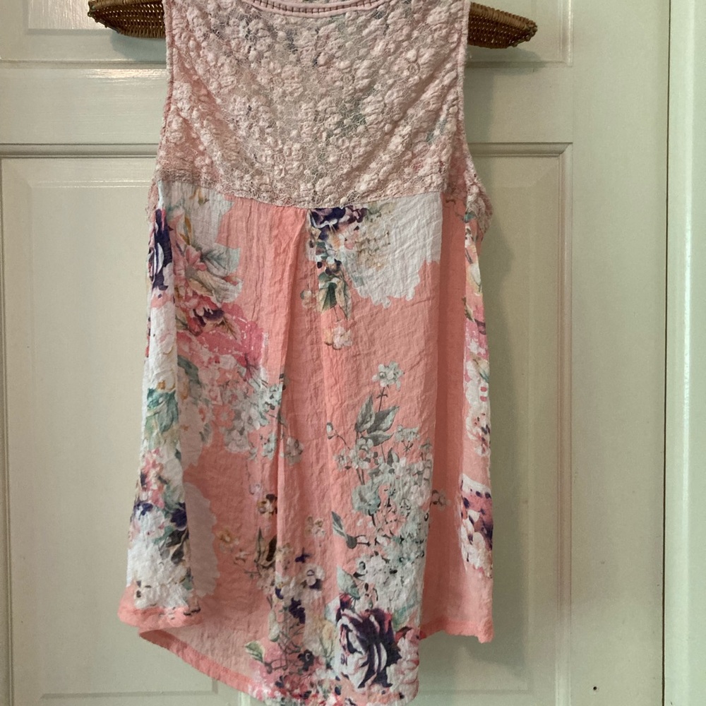 ARATTA Unique Blouse - Picture 2 of 3